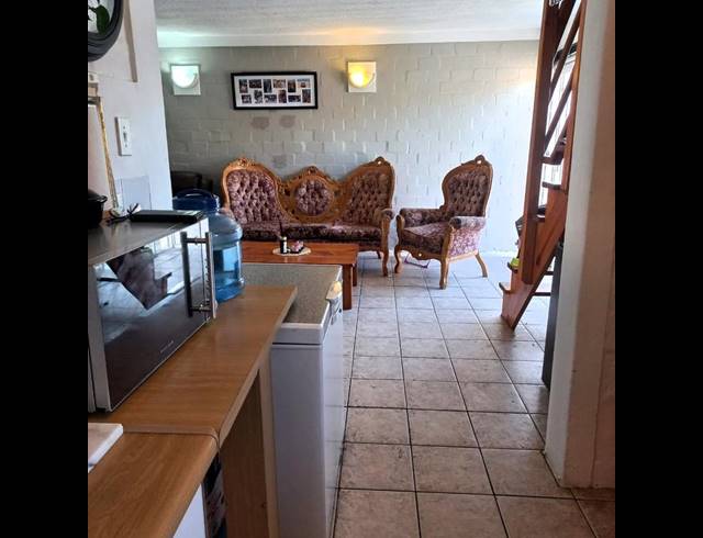 4 BEDROOM TOWNHOUSE FOR SALE IN GULDENLAND